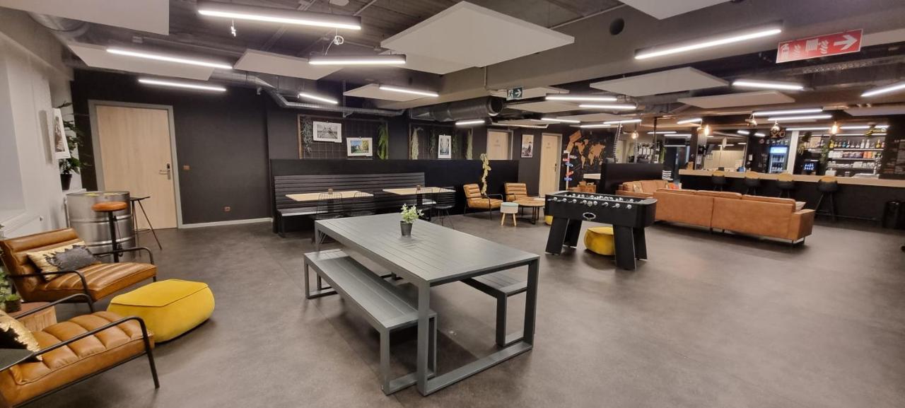 Auberge Jeunesse Charleroi Youth Hostel Eksteriør billede